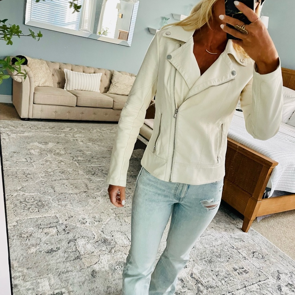 Guess faux leather jacket size small